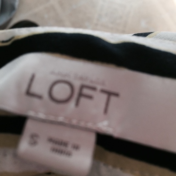 🦩🦩Ann Taylor loft short sleeve top size S - Picture 5 of 7